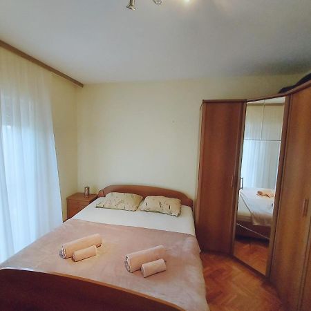 Apartman Konfidenca Biograd Na Moru Buitenkant foto